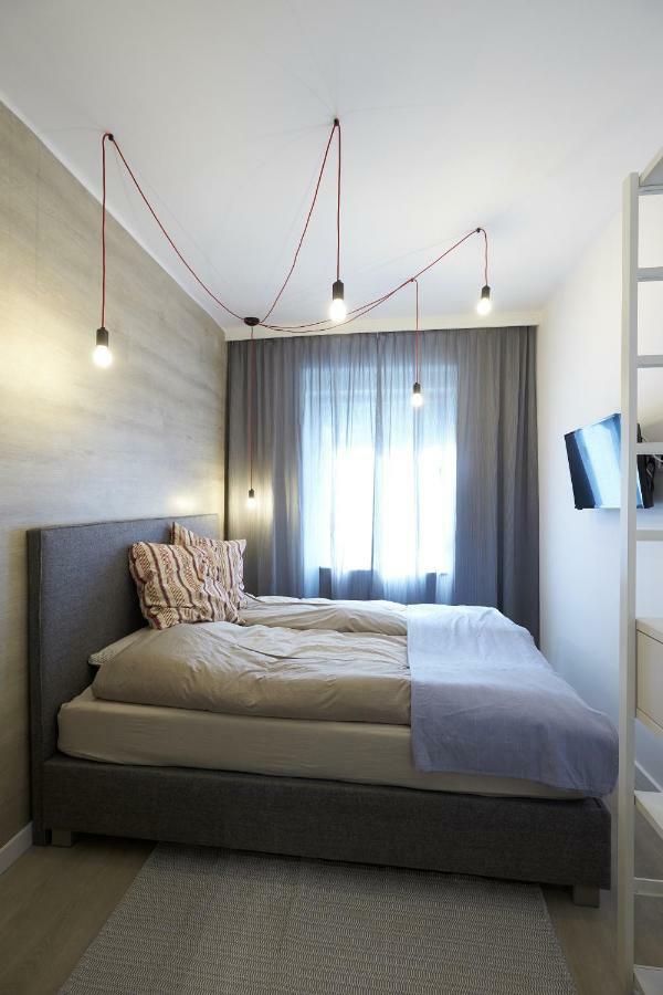 7Domb Apartman Komló Esterno foto