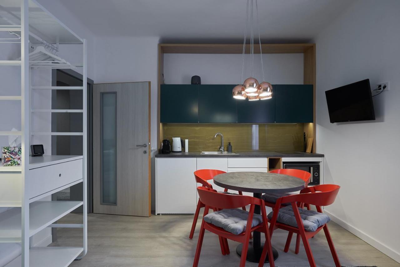 7Domb Apartman Komló Esterno foto