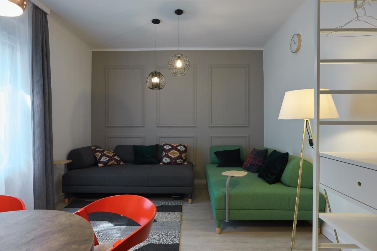7Domb Apartman Komló Esterno foto