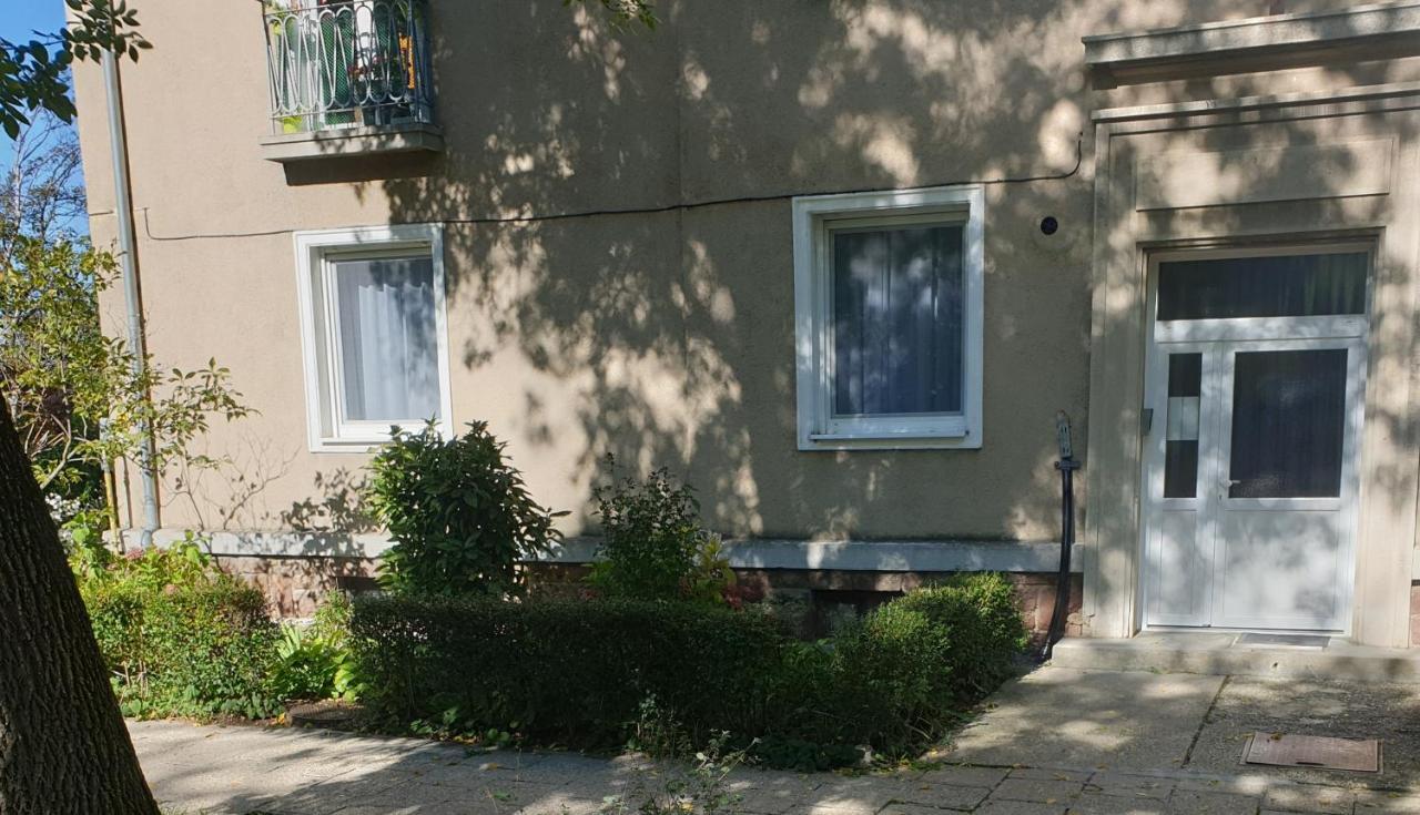 7Domb Apartman Komló Esterno foto